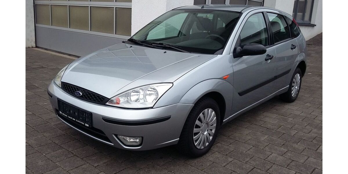 Ford Focus 104.000 km 4.590 &euro; Metzingen 72555