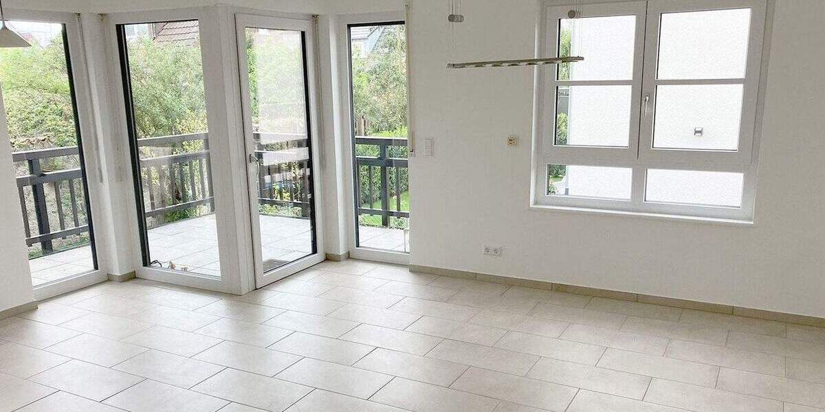 Etagenwohnung Neuhausen - 3 Zimmer, 79 m&sup2;, 360.000&euro; | Angebot:25663316