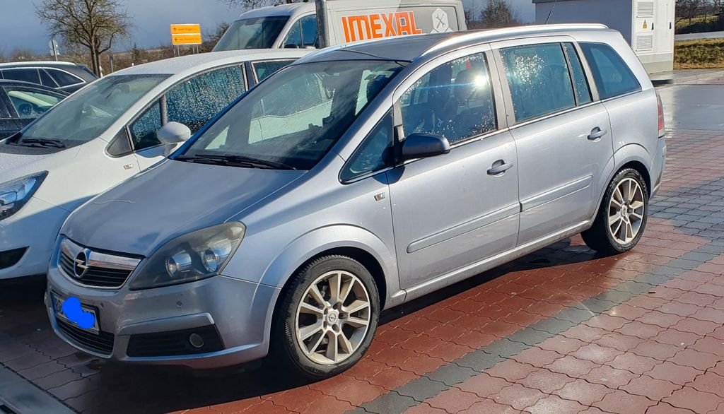Opel Zafira 246.000 km 2.500 &euro; Gäufelden 71126