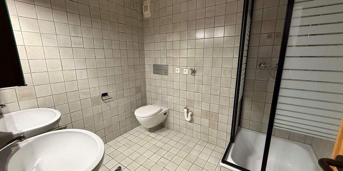 Etagenwohnung Leinfelden-Echterdingen Leinfelden - 4 Zimmer, 109 m&sup2;, 1.200&euro; | Angebot:25694257