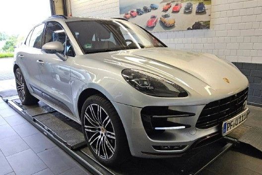 Porsche Macan 29.425 km 54.999 &euro; Hechingen 72379