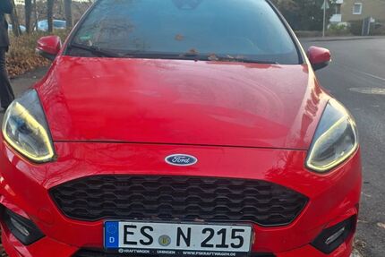 Ford Fiesta 32.500 km 11.900 &euro; Reutlingen 72762