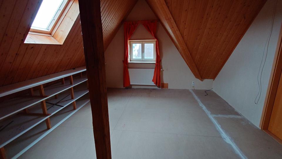 Bauernhaus, Landhaus Gomaringen - 8 Zimmer, 263 m&sup2;, 790.000&euro; | Angebot:25612412