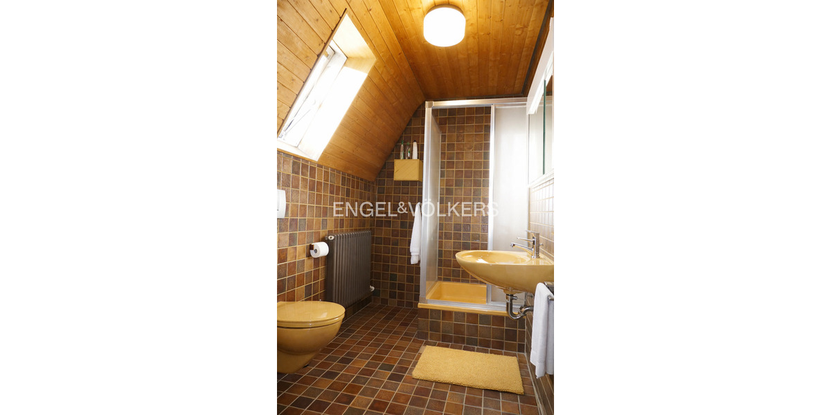 Mehrfamilienhaus, Wohnhaus Gomaringen - 5 Zimmer, 110 m&sup2;, 1.095.000&euro; | Angebot:25682854