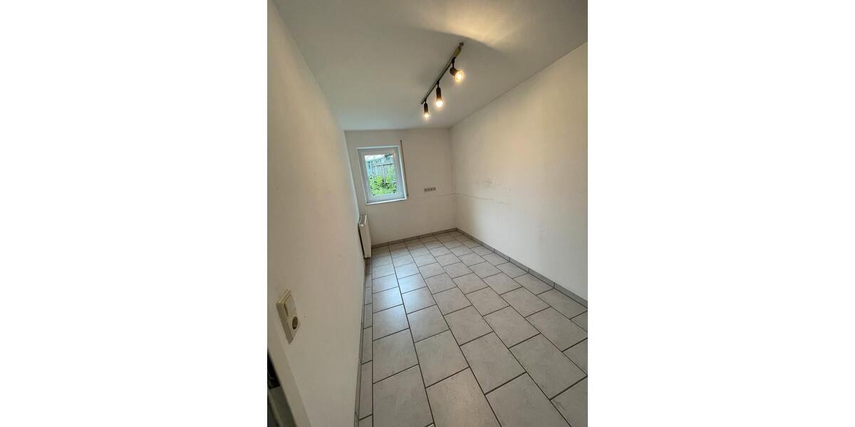 Gewerbeobjekt Bempflingen - 750&euro; | Angebot:25823812