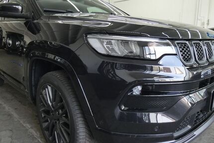 Jeep Compass 55.800 km 22.699 &euro; Metzingen 72555