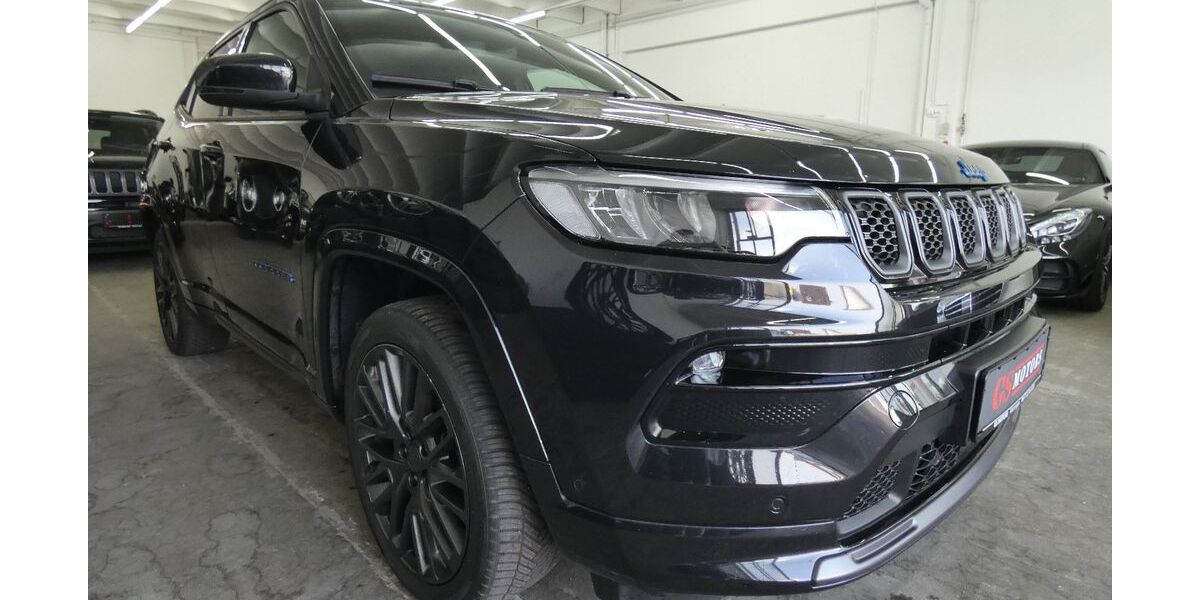 Jeep Compass 55.800 km 22.699 &euro; Metzingen 72555