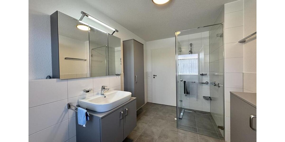 Etagenwohnung Rottenburg am Neckar - 3 Zimmer, 89 m&sup2;, 1.120&euro; | Angebot:26675988