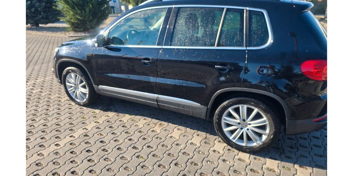 VW Tiguan 198.858 km 6.999 &euro; Rottenburg-Ergenzingen 72108
