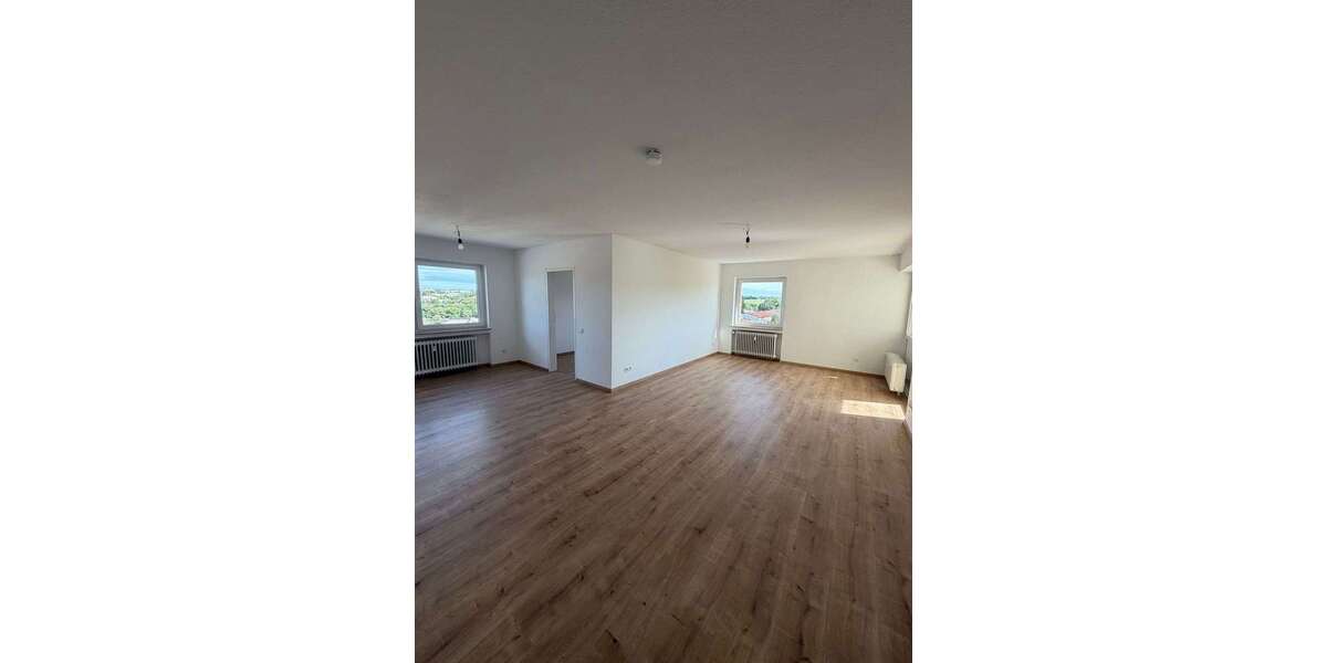 Etagenwohnung Hechingen - 3 Zimmer, 82 m&sup2;, 660&euro; | Angebot:27500119