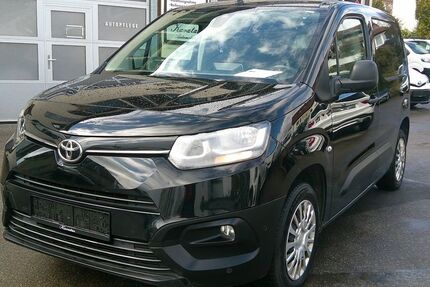 Toyota Proace City 100.000 km 10.960 &euro; Sindelfingen 71065