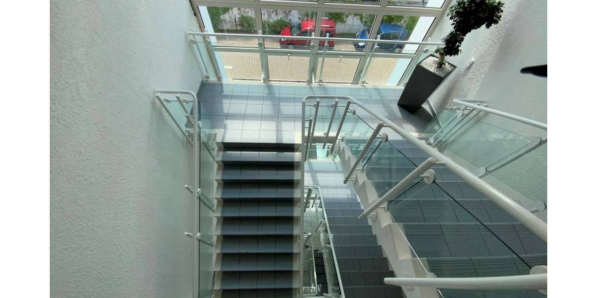 Gewerbeobjekt Sindelfingen Mitte - 7 Zimmer, 5.200&euro; | Angebot:25704219