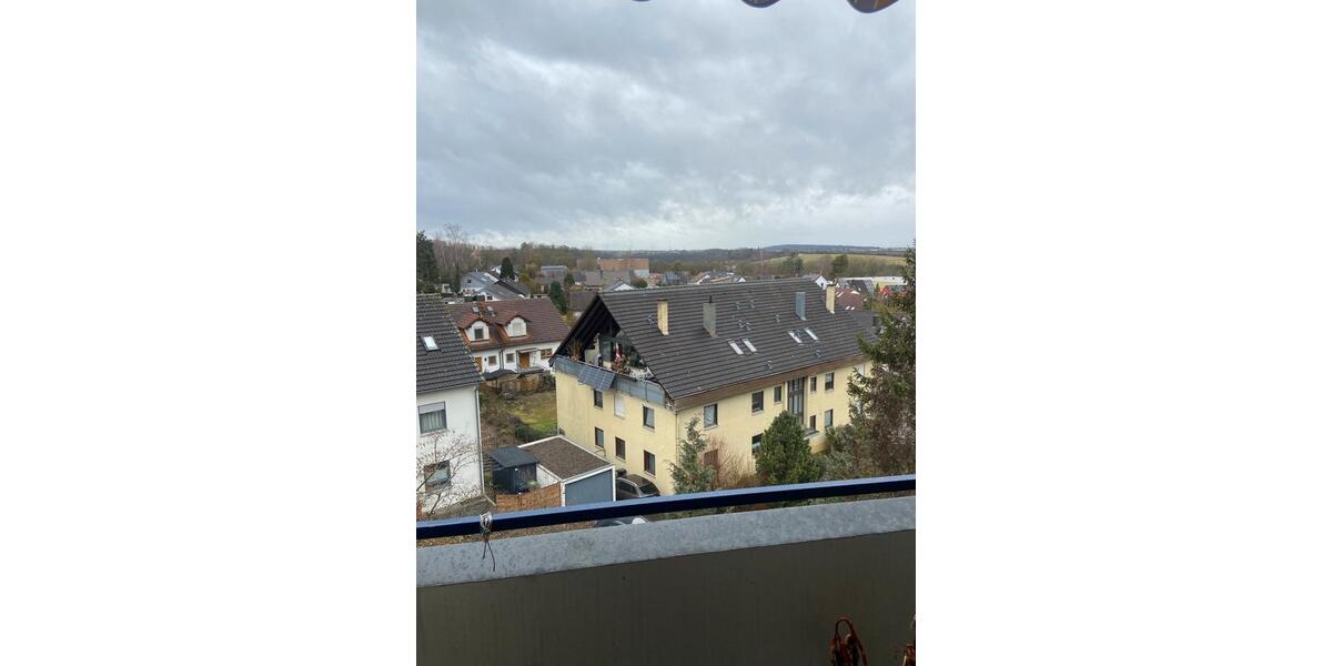 Etagenwohnung Rottenburg am Neckar - 4.5 Zimmer, 107 m&sup2;, 350.000&euro; | Angebot:25162501