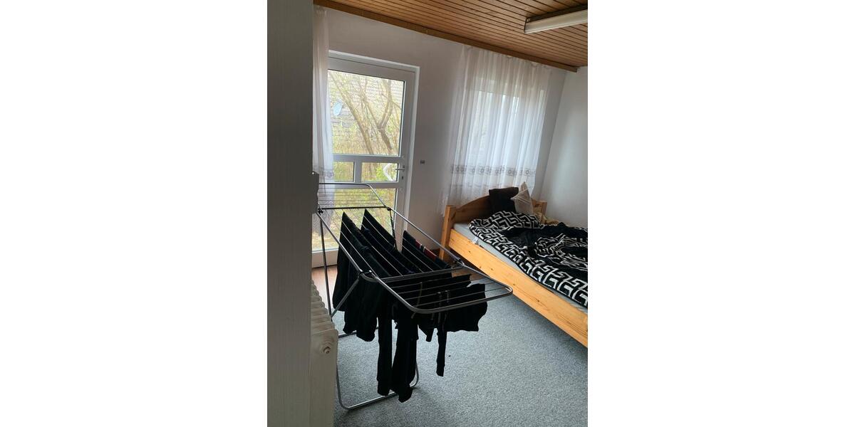 Erdgeschoßwohnung Neuffen - 2.5 Zimmer, 65 m&sup2;, 650&euro; | Angebot:25932439