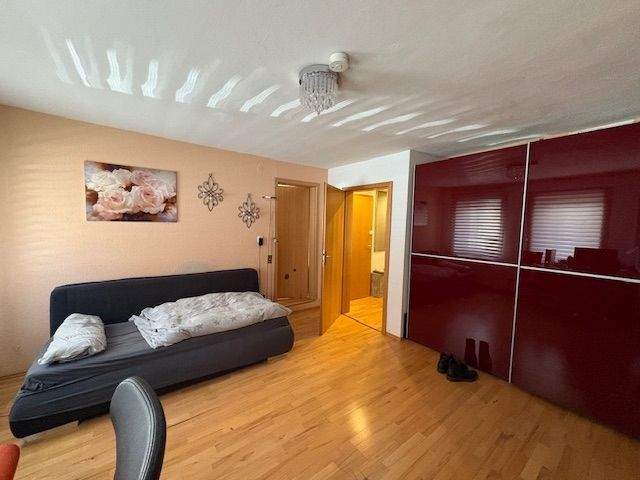 Mehrfamilienhaus, Wohnhaus Lichtenstein Unterhausen - 6 Zimmer, 115 m&sup2;, 199.900&euro; | Angebot:25680030