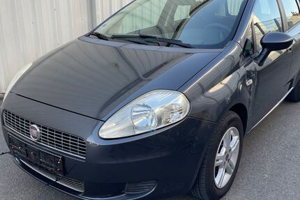 Fiat Grande Punto 147.000 km 2.690 &euro; Böblingen 71034