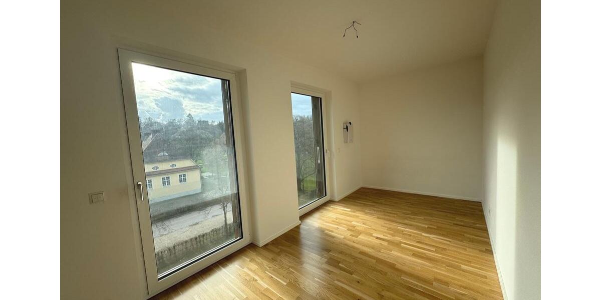 Einfamilienhaus Nürtingen - 4 Zimmer, 123 m&sup2;, 1.835&euro; | Angebot:25783078