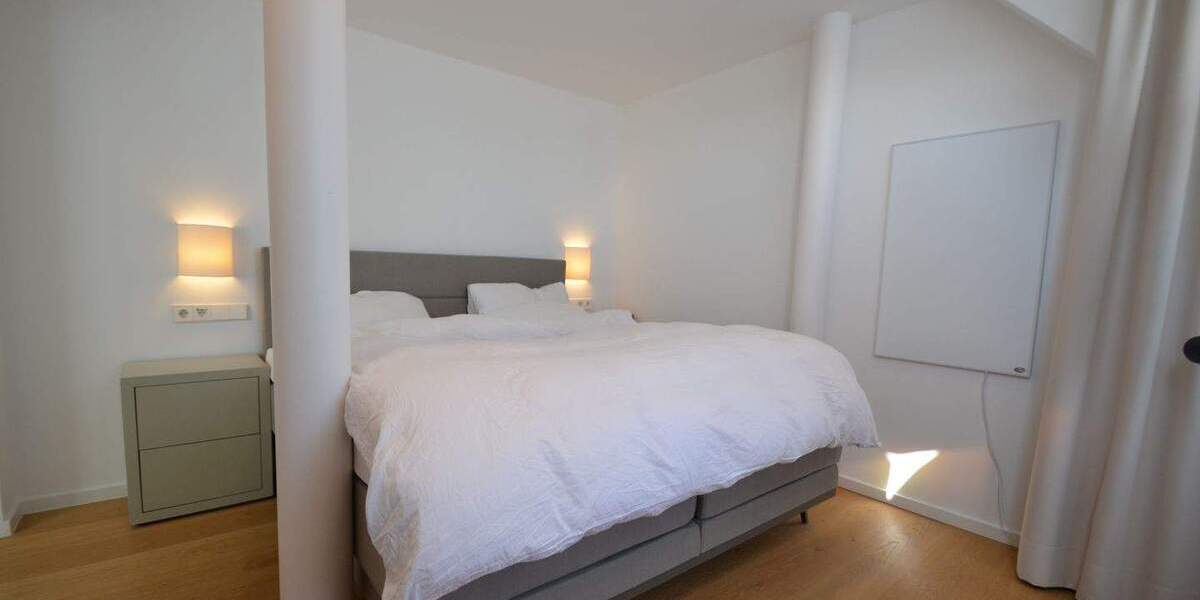 Etagenwohnung Böblingen - 4 Zimmer, 220 m&sup2;, 905.000&euro; | Angebot:25704223