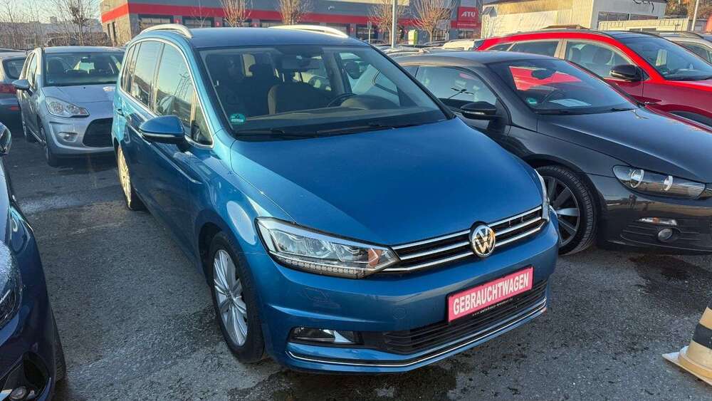 VW Touran 178.000 km 12.799 &euro; Sindelfingen 71065