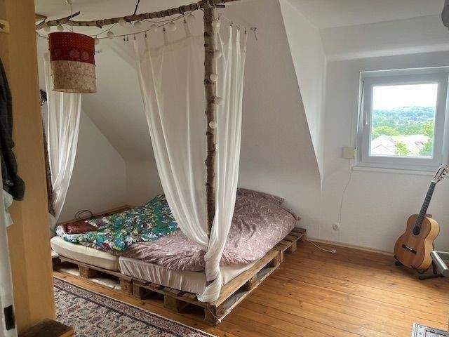 Einfamilienhaus Nürtingen Zizishausen - 7 Zimmer, 104 m&sup2;, 555.000&euro; | Angebot:25697125