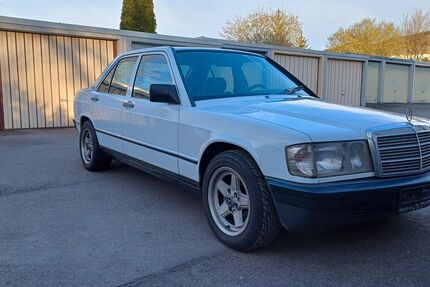 Mercedes-Benz 190 320.000 km 2.200 &euro; Böblingen 71034