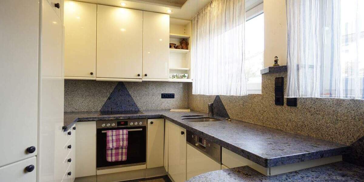 Einfamilienhaus Pliezhausen - 7 Zimmer, 196 m&sup2;, 690.000&euro; | Angebot:25697066