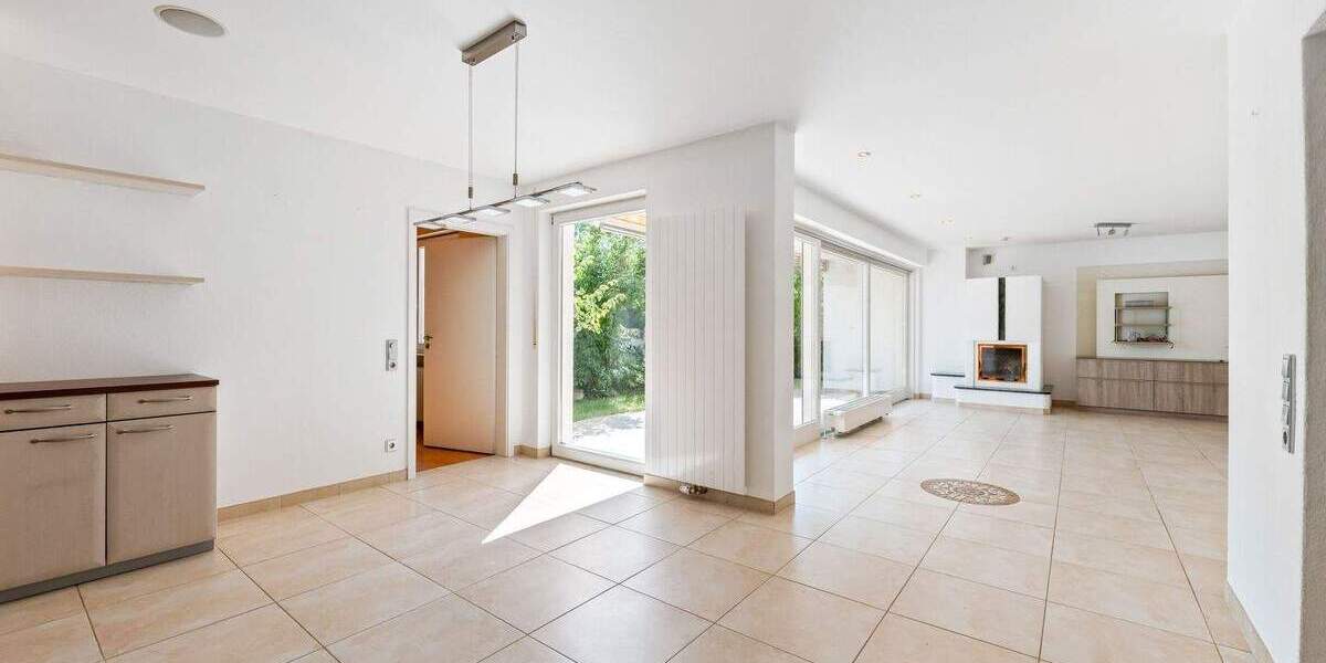 Bungalow Waldenbuch - 7 Zimmer, 227 m&sup2;, 848.500&euro; | Angebot:25754052