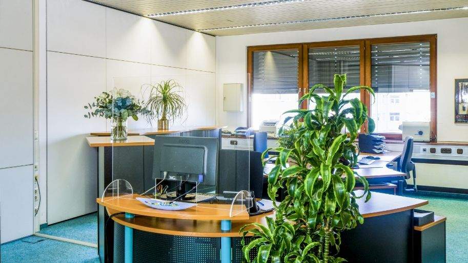 Gewerbeobjekt Esslingen am Neckar Pliensauvorstadt - 1.090&euro; | Angebot:25874798