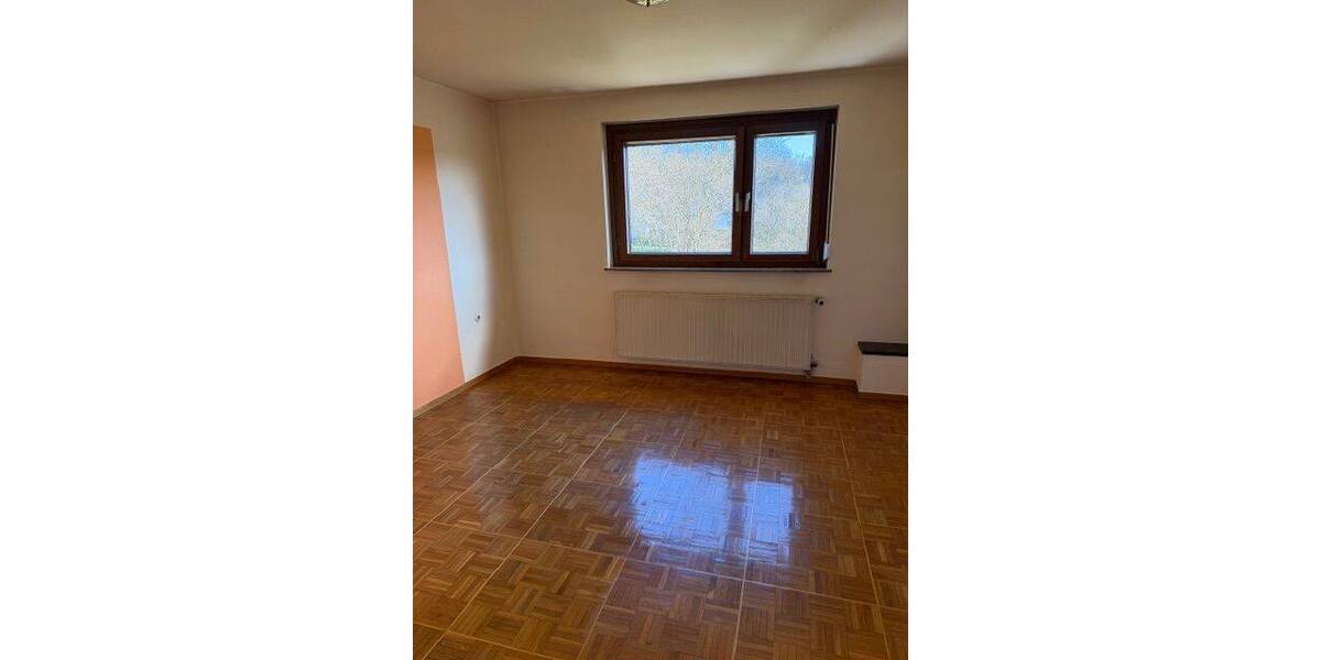 Mehrfamilienhaus, Wohnhaus Großbettlingen - 5 Zimmer, 95 m&sup2;, 415.000&euro; | Angebot:25696031