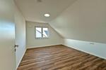 Dachgeschoßwohnung Gäufelden - 3 Zimmer, 79 m&sup2;, 1.190&euro; | Angebot:25857980