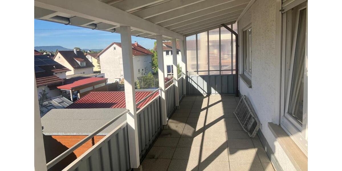 Etagenwohnung Gomaringen - 3.5 Zimmer, 94 m&sup2;, 1.280&euro; | Angebot:26690170