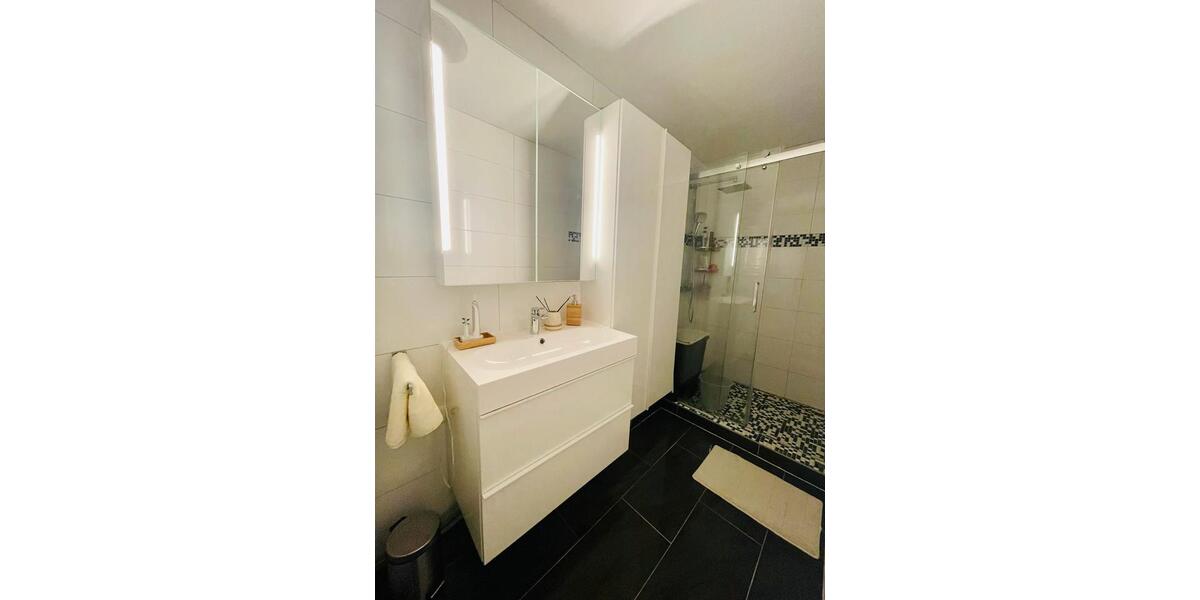 Etagenwohnung Sindelfingen Sindelfingen (Stadt) - 3 Zimmer, 83 m&sup2;, 1.700&euro; | Angebot:25281318