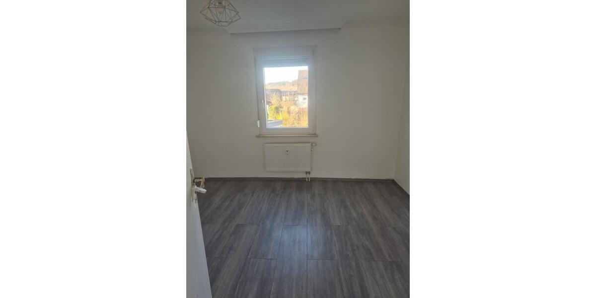 Einfamilienhaus Rangendingen - 7 Zimmer, 180 m&sup2;, 400.000&euro; | Angebot:25865451