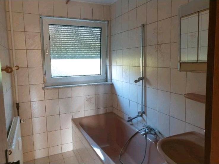 Etagenwohnung Eningen unter Achalm - 3 Zimmer, 76 m&sup2;, 265.000&euro; | Angebot:25611784