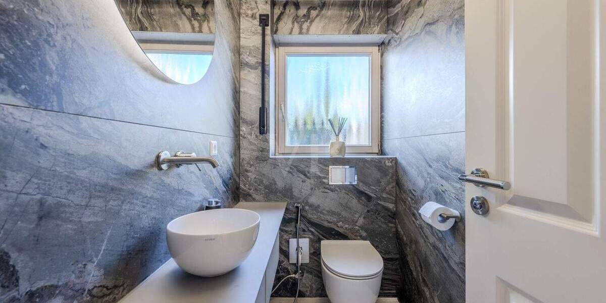 Reihenendhaus Plochingen / Stumpenhof Stumpenhof - 9 Zimmer, 247 m&sup2;, 810.000&euro; | Angebot:25735942