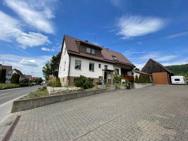 Mehrfamilienhaus, Wohnhaus Lenningen Unterlenningen - 6 Zimmer, 160 m&sup2;, 599.000&euro; | Angebot:25741058