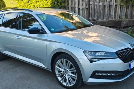 Skoda Superb 30.000 km 39.900 &euro; Nufringen 71154