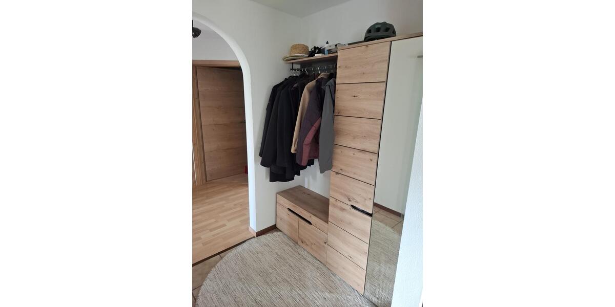 Erdgeschoßwohnung Dettenhausen - 3 Zimmer, 100 m&sup2;, 1.300&euro; | Angebot:27598188