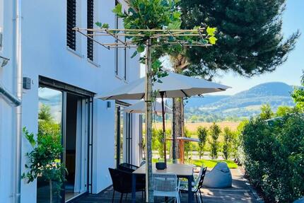 Haus Mössingen - 11 Zimmer, 213 m&sup2;, 1.900&euro; | Angebot:26603226