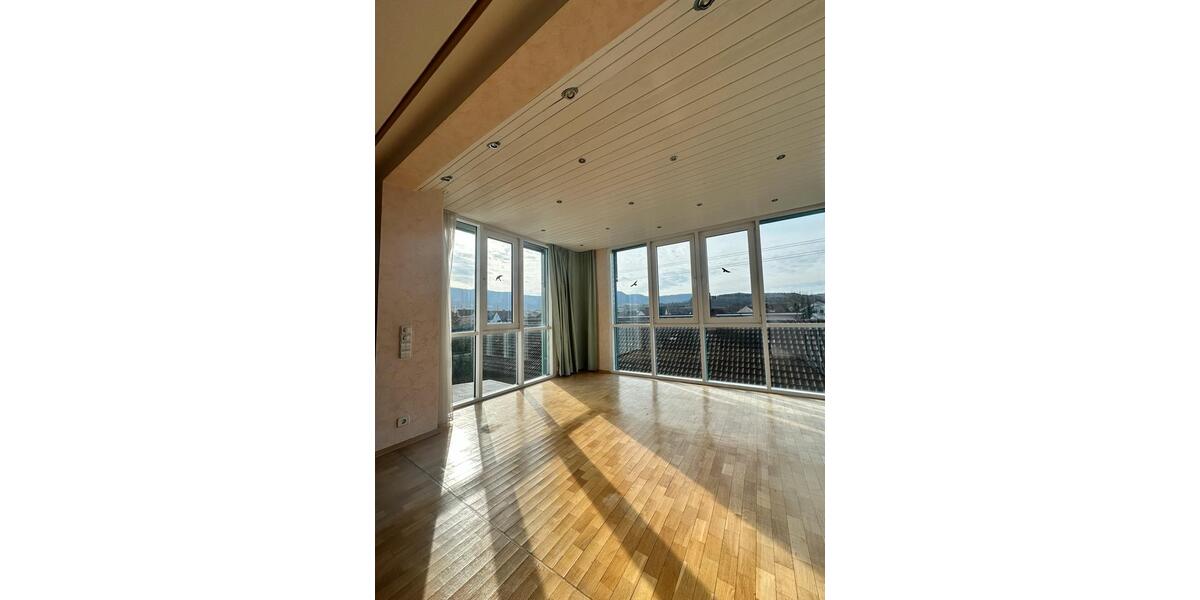 Doppelhaushälfte Reutlingen Sondelfingen - 6 Zimmer, 187 m&sup2;, 2.300&euro; | Angebot:25281451