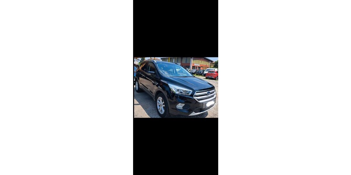 Ford Kuga 40.500 km 14.555 &euro; Mössingen 72116