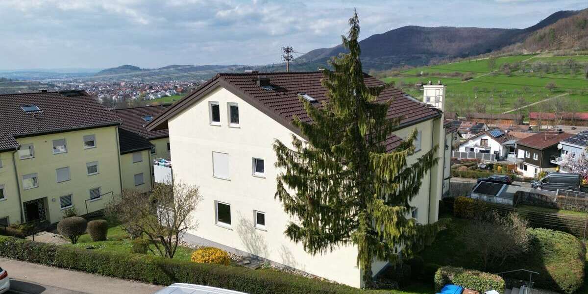 Etagenwohnung Dettingen an der Erms / Buchhalde Buchhalde - 3 Zimmer, 71 m&sup2;, 184.000&euro; | Angebot:25921889