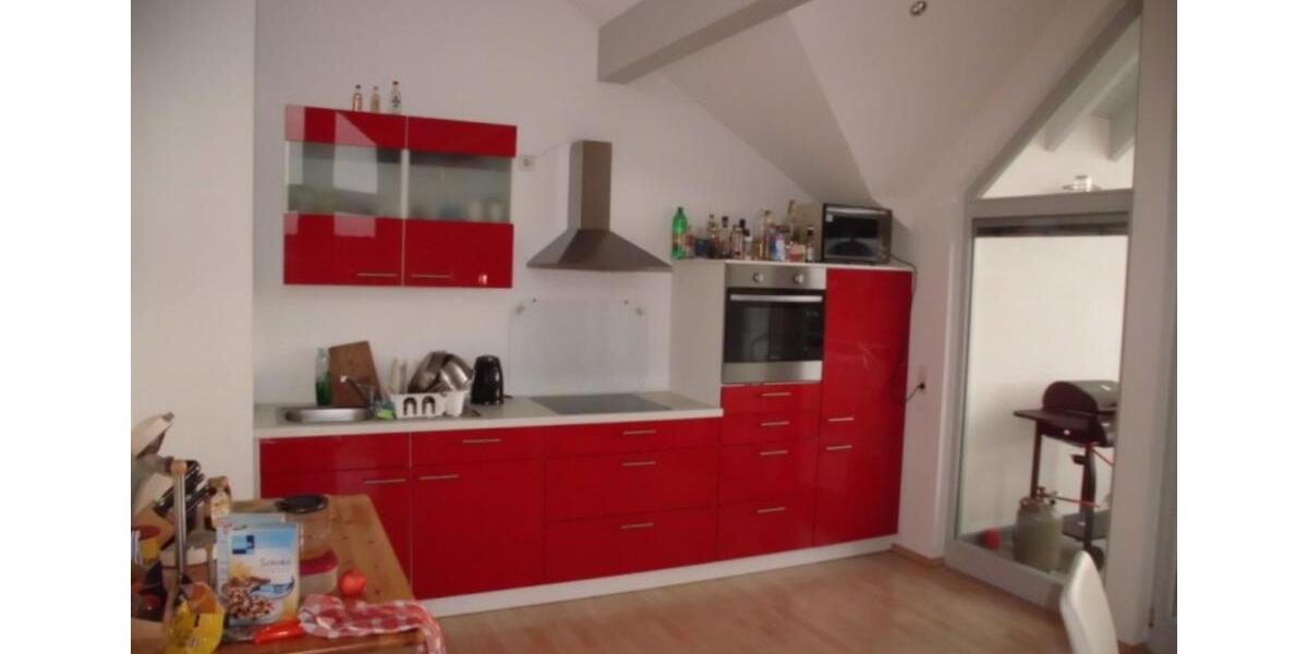 Dachgeschoßwohnung Rottenburg am Neckar - 2 Zimmer, 82 m&sup2;, 490&euro; | Angebot:25272110