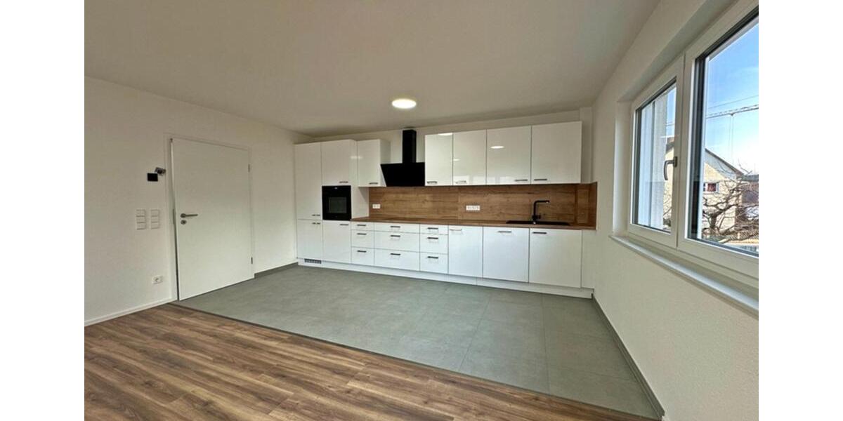 Etagenwohnung Gäufelden - 3 Zimmer, 88 m&sup2;, 1.300&euro; | Angebot:25857979