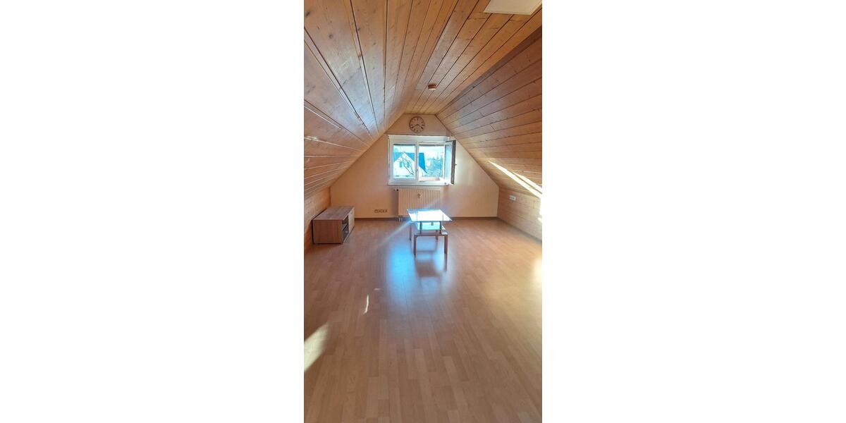 Dachgeschoßwohnung Mössingen - 2 Zimmer, 50 m&sup2;, 800&euro; | Angebot:27570562