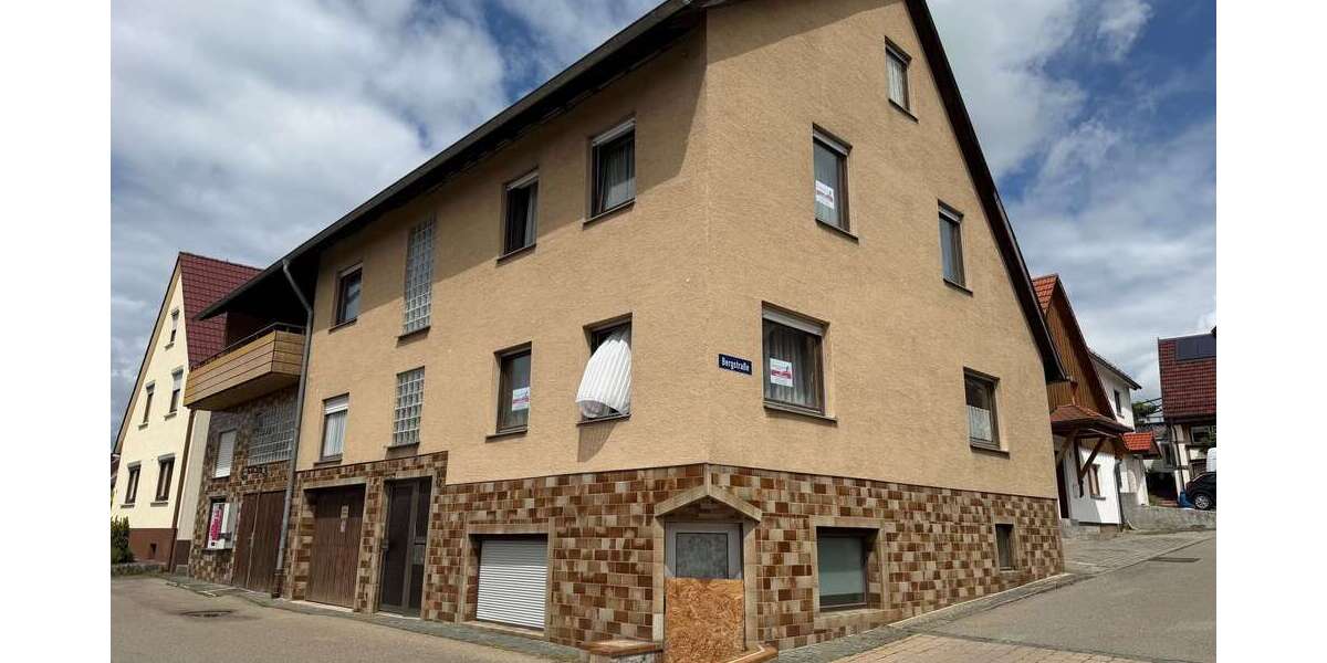 Einfamilienhaus Erkenbrechtsweiler - 8.5 Zimmer, 182 m&sup2;, 365.000&euro; | Angebot:26685334