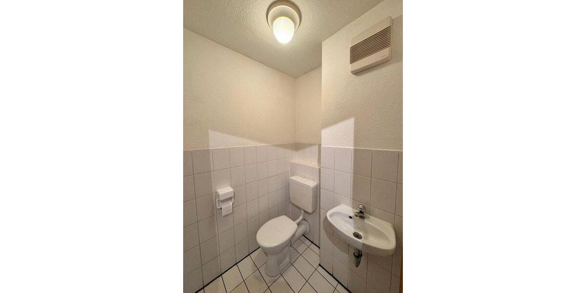 Etagenwohnung Frickenhausen - 3.5 Zimmer, 80 m&sup2;, 250.000&euro; | Angebot:26039120