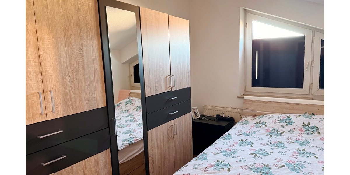 Gut geschnittene 3-Zi.-ETW in Böblingen - Toplage, ruhig und zentrumsnah gelegen - Dachgeschoßwohnung Böblingen Böblingen | Angebot:25852837