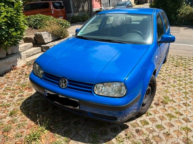 VW Golf 160.327 km 780 &euro; Reutlingen 72770
