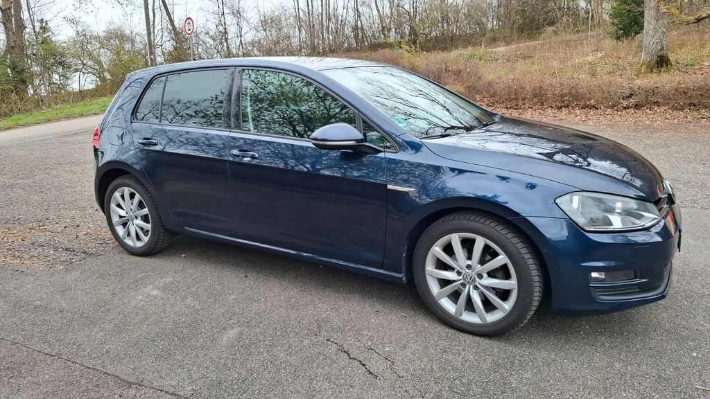 VW Golf 120.000 km 9.290 &euro; Reutlingen 72770